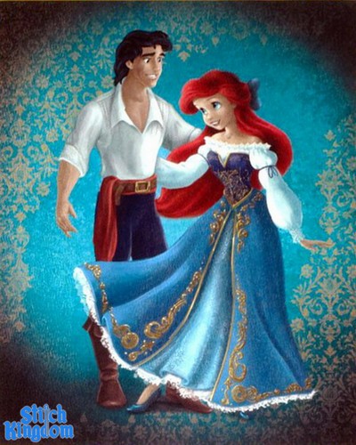  First Look: Disney Fairytale Couples Designer Collection سے طرف کی Disney Store