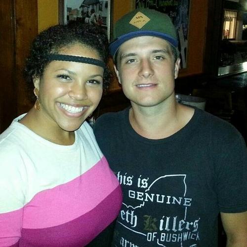 Josh with a 粉丝 [07.06.13]