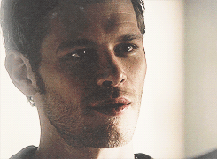 Klaus Mikaelson + my fav faces