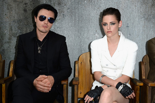  Kristen at the Chanel Couture mostra 2013 Paris Fashion Week