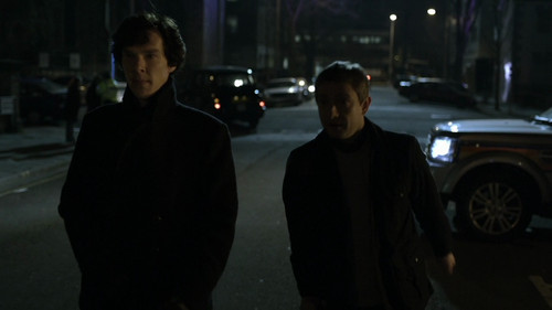  Sherlock 1x01- A Study in گلابی