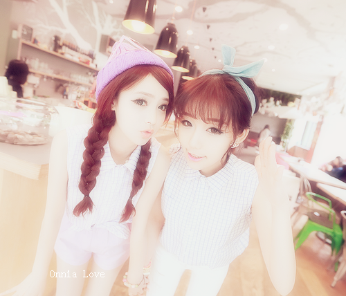  Ulzzang with friends