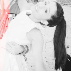 Ariana ícones <33