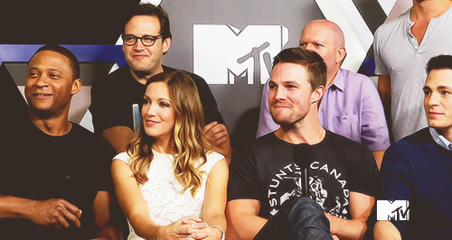 Arrow's cast for MTV interview