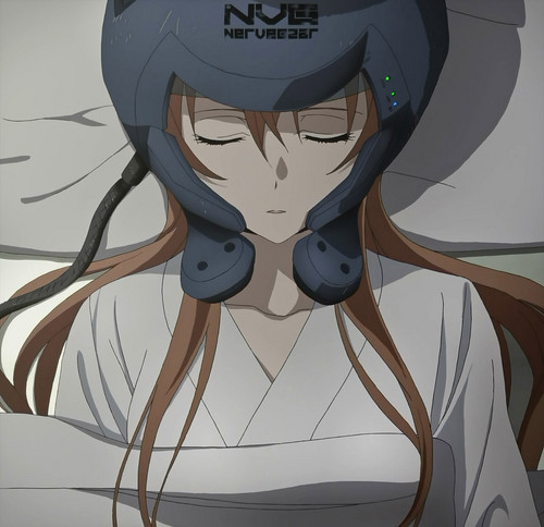  Asuna still in a coma with her Nervegear :(