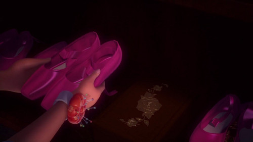  बार्बी in the गुलाबी Shoes screencaps (HQ)