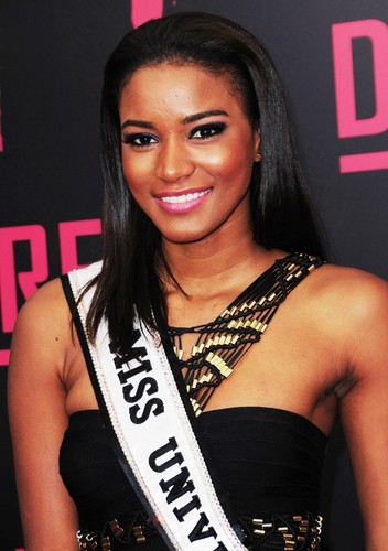  Leila Luliana da Costa Vieira Lopes Miss Universe 2011.