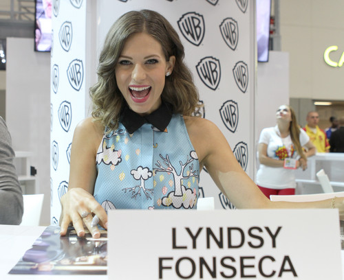  SDCC Signing Session