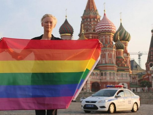  Tilda supports Russian ЛГБТ community