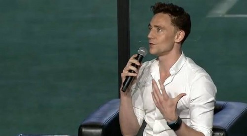  Tom Hiddleston Interview-Nerd HQ