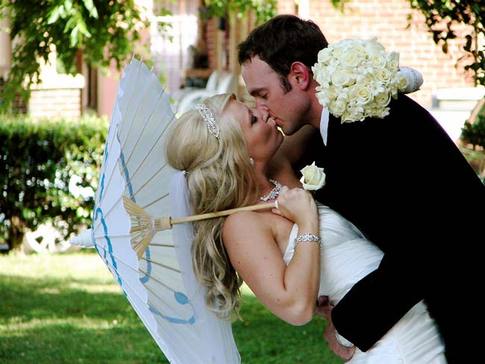  ♥ ♥ Wedding Kisses ♥ ♥