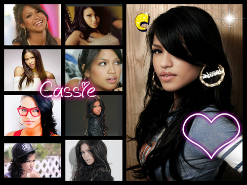  Cassie Lovee