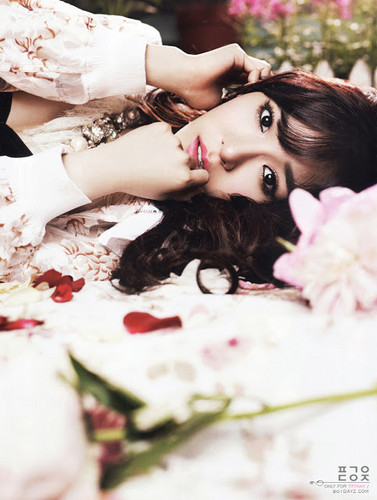  Girls’ Generation’s Tiffany cover of ‘CeCi’