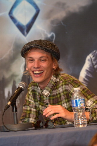  Jamie Campbell Bower at ‘MORTAL INSTRUMENTS’ प्रशंसक event in Barcelona (June 27, 2013)
