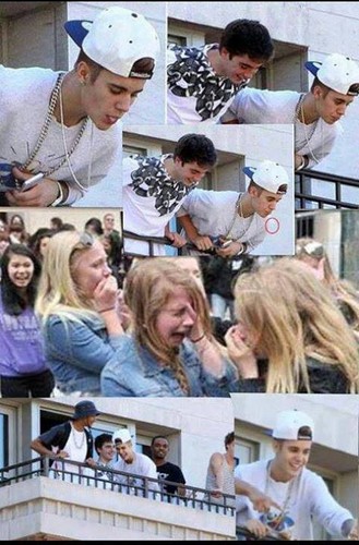  Justin Bieber Spits On fan