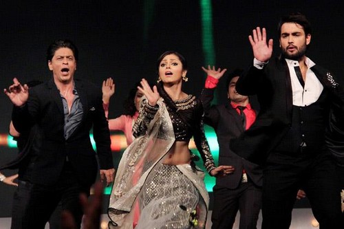  SRK-Deepika on set of Madhubala