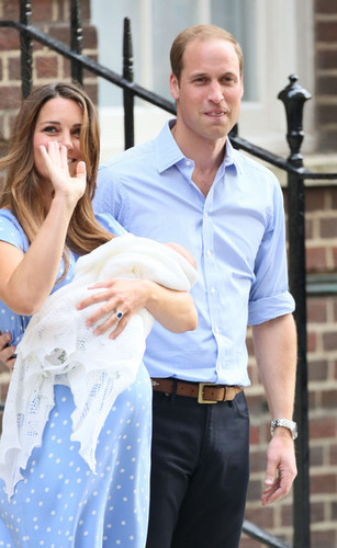  The Prince of Cambridge Makes His Debut