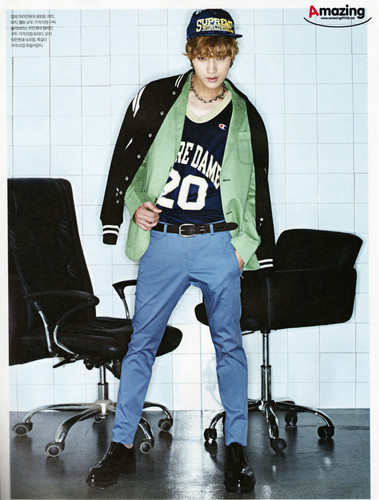 {SCAN} B1A4 Jinyoung – ‘ESQUIRE’ Magazine, August 2013 issue
