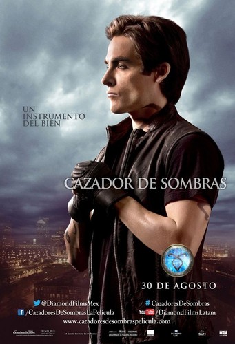  "The Mortal Instruments: City of Bones" Alec poster [Spanish]