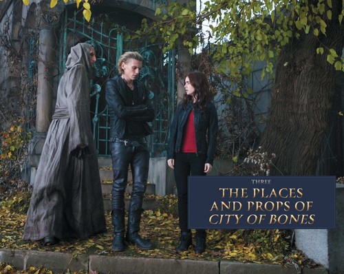  'The Mortal Instruments: City of Bones' official illustrated companion 사진