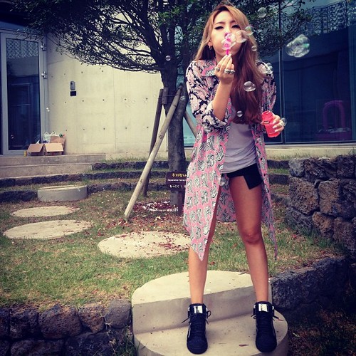  CL's Instagram चित्रो