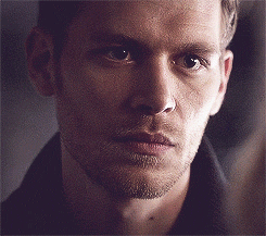  Klaus Mikaelson 4x14 | 6 Gifs