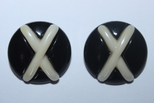  Large Black and White Round Stud Earrings for sensitive ears