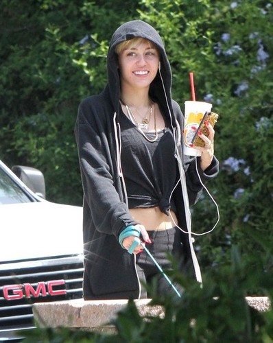  Miley on 1st aug in L.A