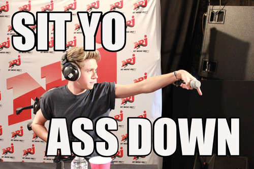  Obey Niall!