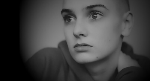  Sinéad O'Connor 壁纸