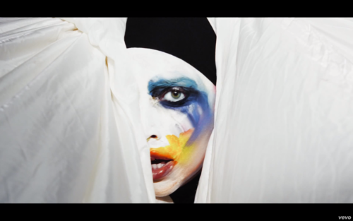  'Applause' muziek Video