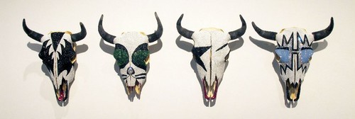  halik Buffalo Skulls w/ crystals