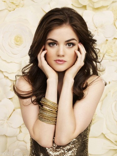  Lucy Hale <3~