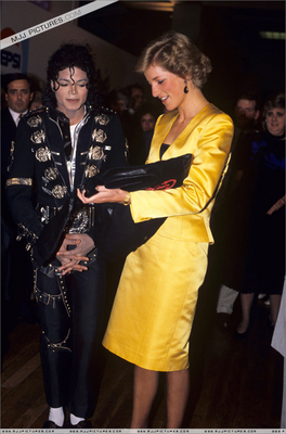  Michael And Princess Diana Backstage back In 1988