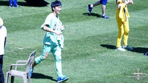  B.A.P at MBC Idol तारा, स्टार Athletics Championship (130903)