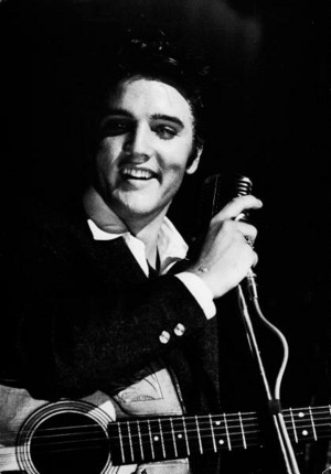  Elvis Presley ಇ