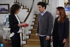 How I Met Your Mother - Episode 9.01 - The Locket - Promotional 사진