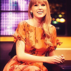  Lovely Taylor