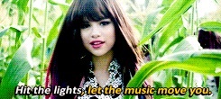  Selena-2011 (Hit The Lights)