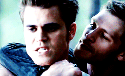  The Vampire Diaries Relationships: Stefan Salvatore + Klaus Mikaelson