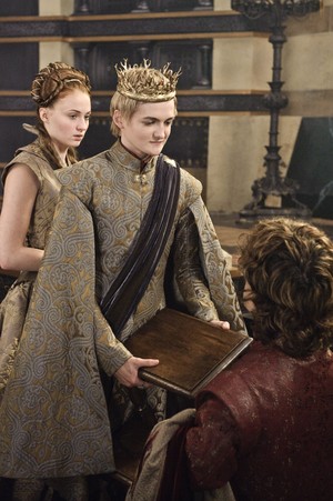  Sansa Stark, Tyrion Lannister & Joffrey Baratheon