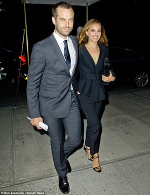  Attending a private reception hosted 의해 Vacheron Constantin and AFPOB to Honor Benjamin Millepied