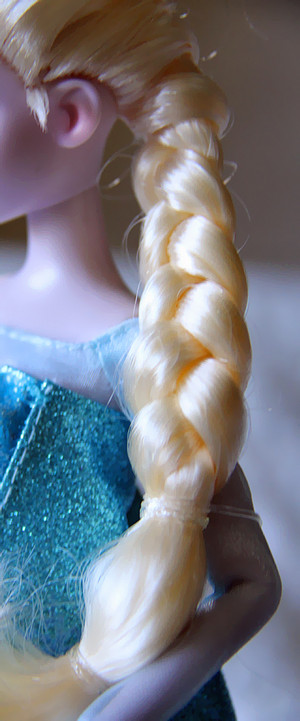  Elsa ডিজনি Store doll's details