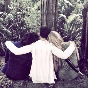  Ginny, Lana and JMo - OUAT season 3 set