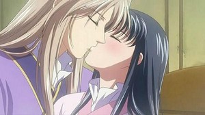 The kiss Scene: Emperor Ryuuki & Consort Shuurei