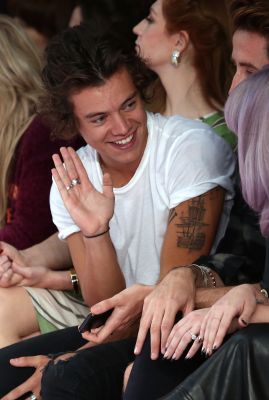  September 14th - Harry Styles attends the House of Holland دکھائیں at London Fashion Week