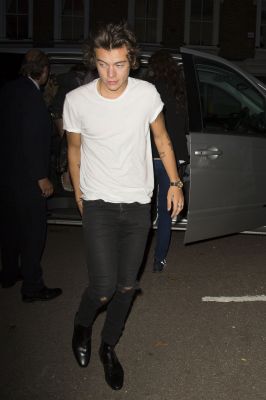  September 14th - Harry Styles out in Londres