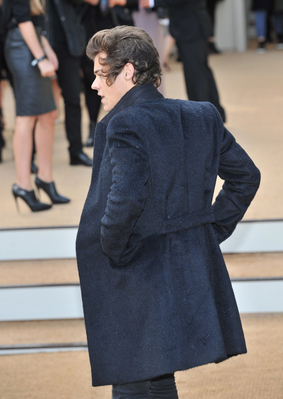  September 16th - Harry at burberry Fashion onyesha in London
