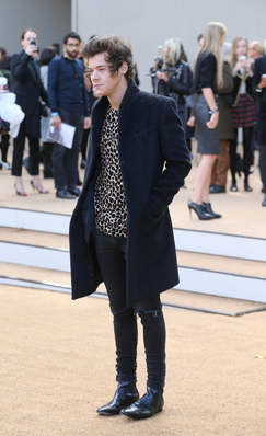  September 16th - Harry at burberry کے, بربیری Fashion دکھائیں in London