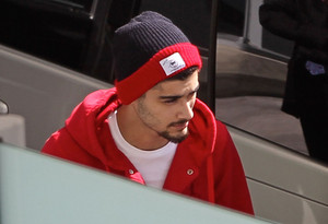  September 20th - Zayn at the Airport